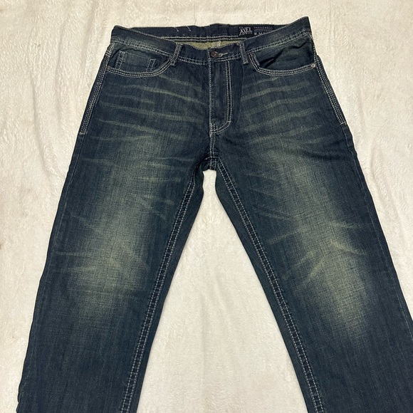 Mens dark wash relaxed straight jean - Picture 2 of 5